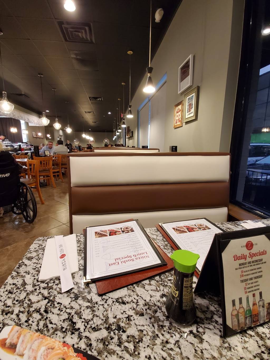 Ninza Sushi East | night club | 306 N Rock Rd UNIT 20, Wichita, KS 67206, USA | 3162605002 OR +1 316-260-5002