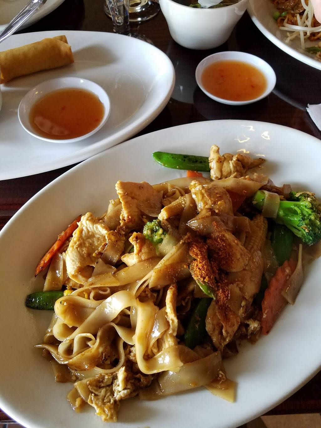 Sawaddee Thai & Sushi Restaurant | restaurant | 6968 Bay Dr, Miami Beach, FL 33141, USA | 3058668111 OR +1 305-866-8111