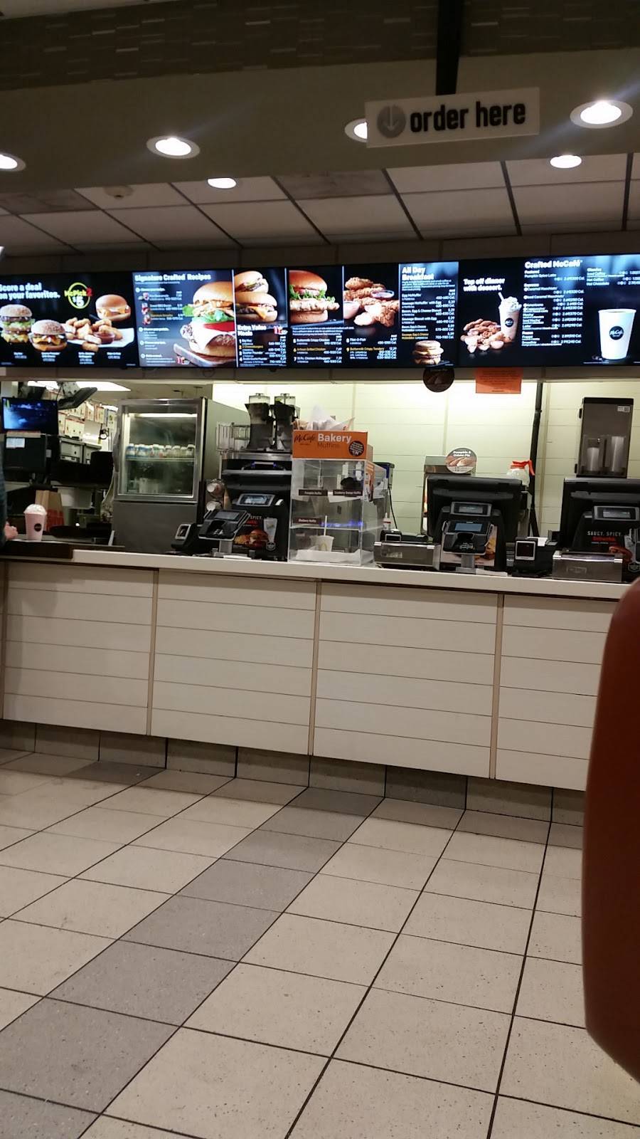 McDonalds | cafe | 715 Bridge St, North Weymouth, MA 02191, USA | 7813310966 OR +1 781-331-0966