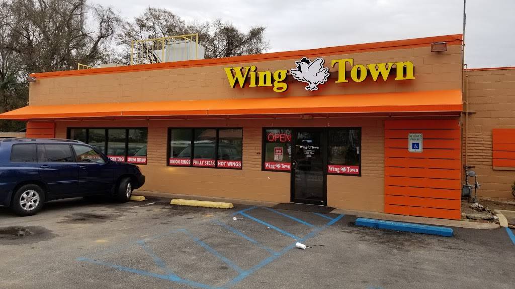 Wing Town | restaurant | 13 Samford Ave, Opelika, AL 36801, USA | 3346104047 OR +1 334-610-4047
