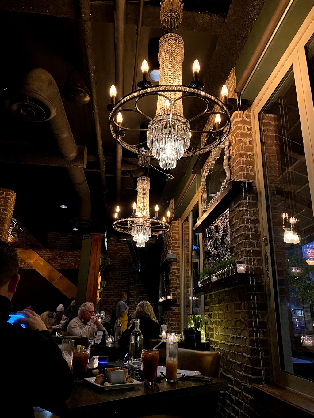 Ball & Biscuit | night club | 331 Massachusetts Ave, Indianapolis, IN 46204, USA | 3176360539 OR +1 317-636-0539