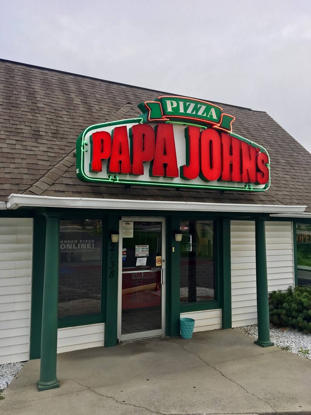 Papa Johns Pizza | restaurant | 2138 W Andrew Johnson Hwy, Morristown, TN 37814, USA | 4235812727 OR +1 423-581-2727