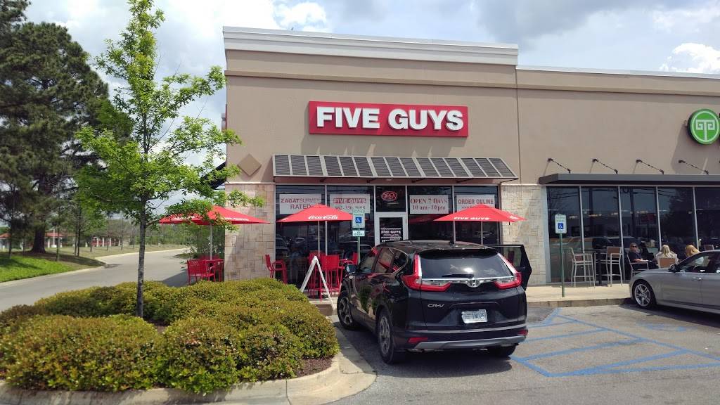 Five Guys | meal takeaway | 3982 N Gloster St, Tupelo, MS 38804, USA | 6623503808 OR +1 662-350-3808