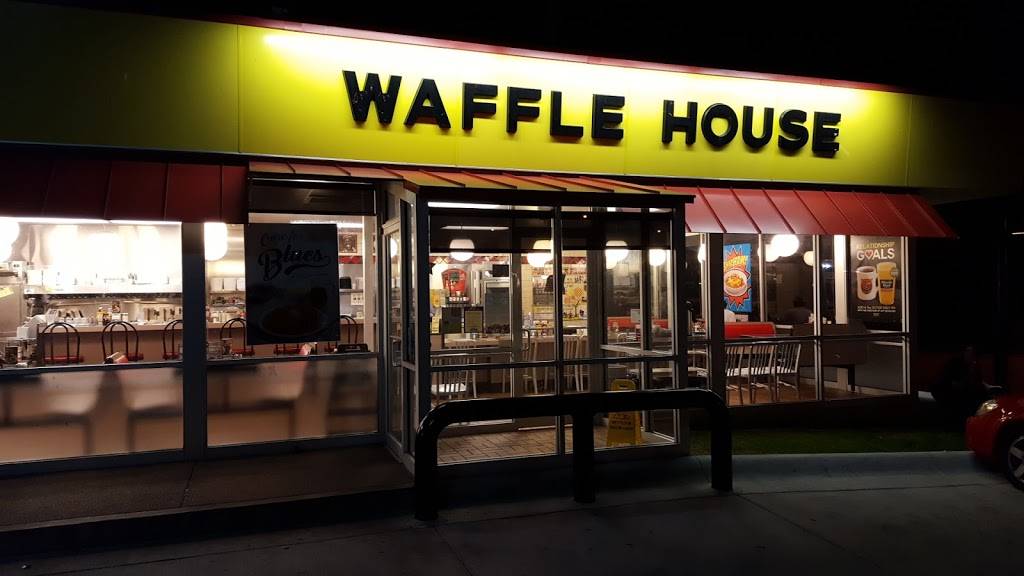 Waffle House | meal takeaway | 1500 NW Woods Chapel Rd, Blue Springs, MO 64015, USA | 8162297531 OR +1 816-229-7531