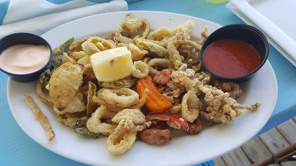 Sunset Beach Tropical Grill and The Playmore Tiki Bar | restaurant | 1028 Estero Blvd, Fort Myers Beach, FL 33931, USA | 2394631028 OR +1 239-463-1028