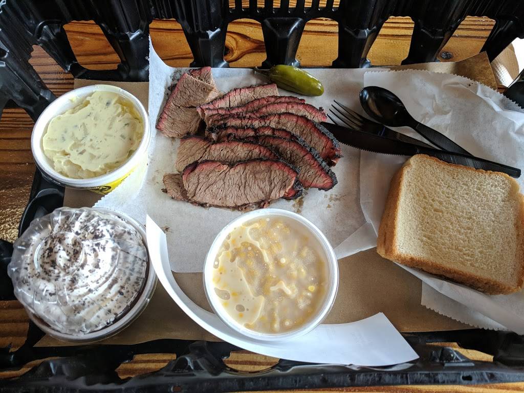 Rudys "Country Store" and Bar-B-Q | restaurant | 14620 Northwest Fwy, Houston, TX 77040, USA | 7134623337 OR +1 713-462-3337