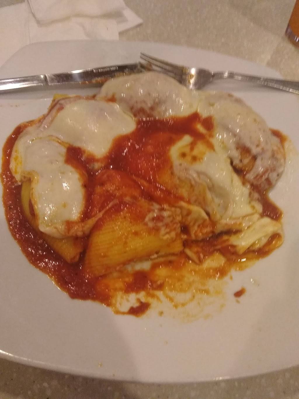 McLean Corner | restaurant | 925 McLean Ave, Yonkers, NY 10704, USA | 9142371238 OR +1 914-237-1238