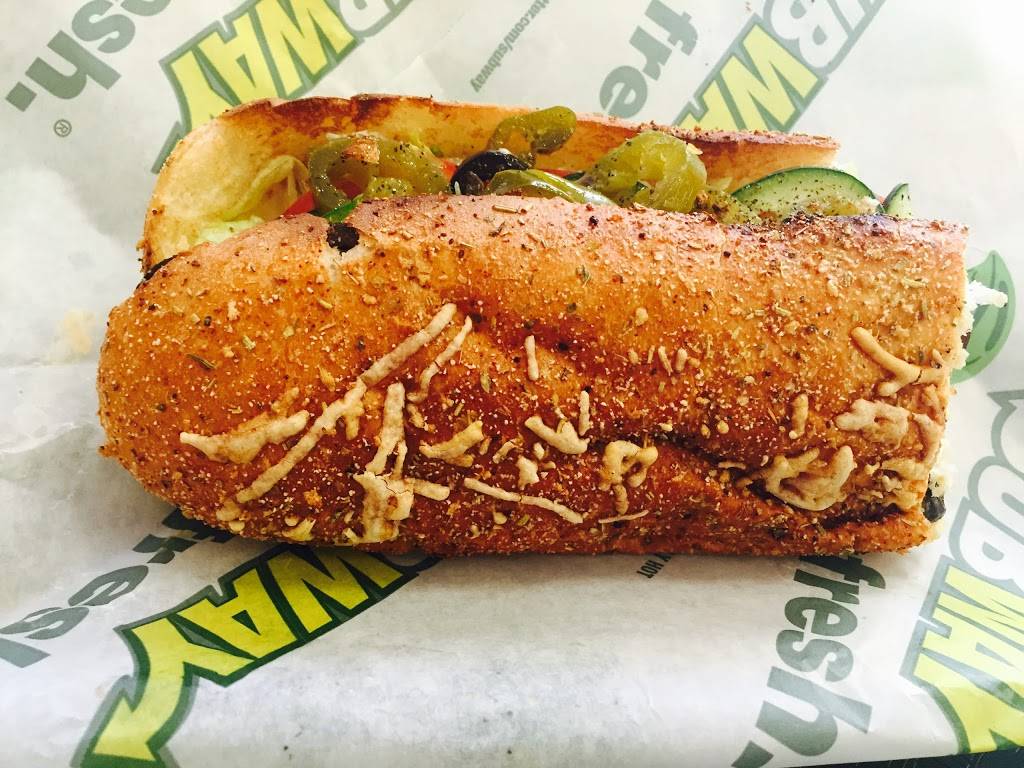 Subway Restaurants | restaurant | 5055 Business Center Dr #104, Fairfield, CA 94534, USA | 7078630515 OR +1 707-863-0515