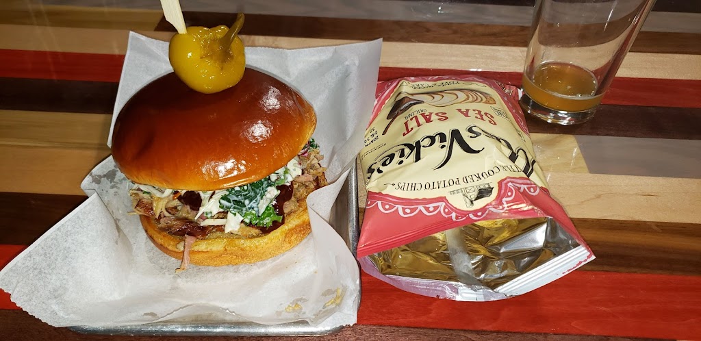 Parlor City Brewing Company | restaurant | 212 W Market St, Bluffton, IN 46714, USA | 2603073858 OR +1 260-307-3858