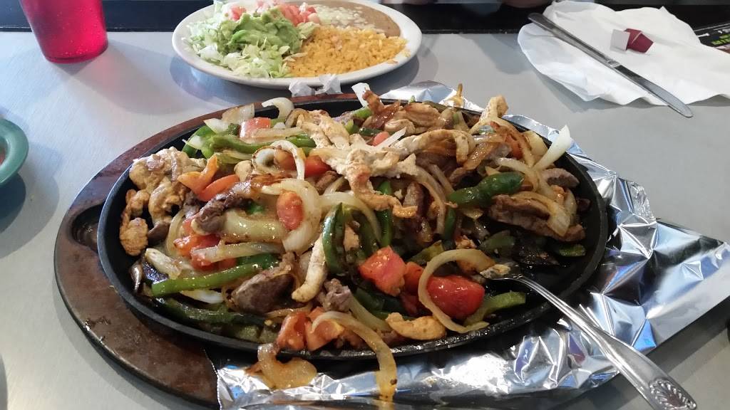 Azteca Mexican Grill | restaurant | 3962 Powell Rd, Powell, OH 43065, USA | 6142100900 OR +1 614-210-0900
