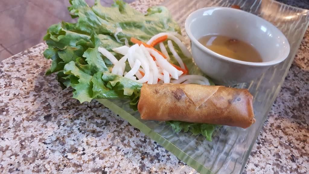 Pho T. | restaurant | 5040 Boulder Hwy, Las Vegas, NV 89122, USA | 7022720210 OR +1 702-272-0210