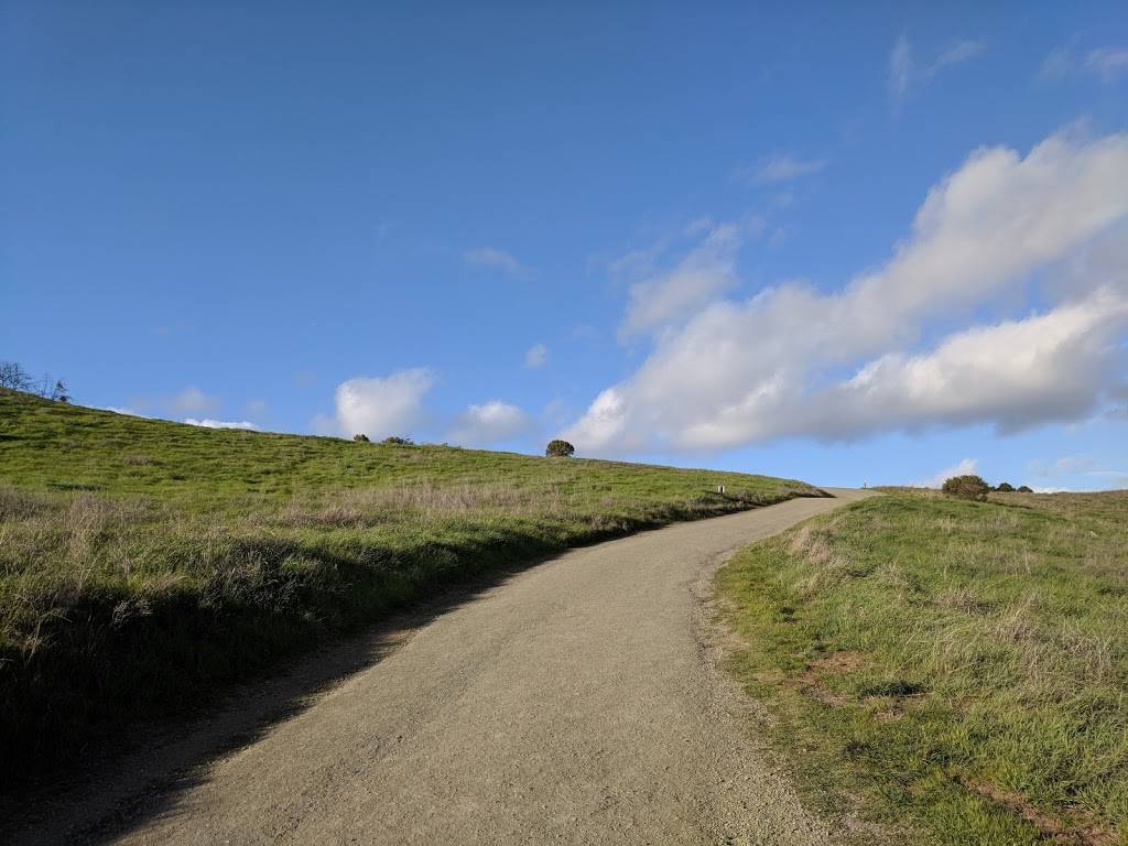 Saratoga Country Club | restaurant | 21990 Prospect Rd, Saratoga, CA 95070, USA | 4082530340 OR +1 408-253-0340