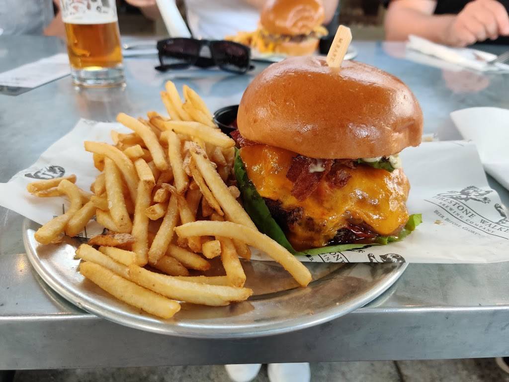 Firestone Walker Brewing Company | restaurant | 1400 Ramada Dr, Paso Robles, CA 93446, USA | 8052255911 OR +1 805-225-5911