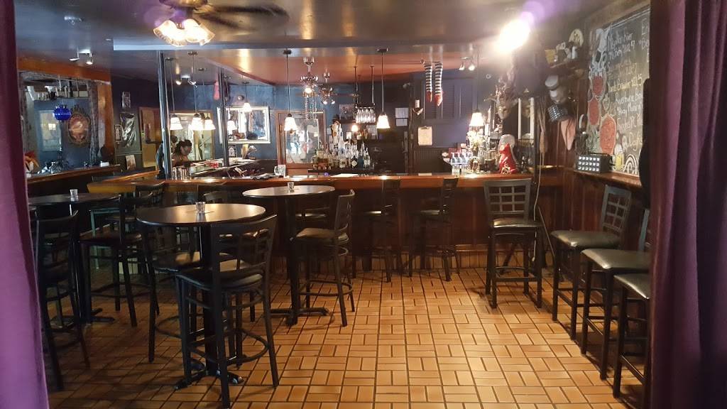 Black & Blue | restaurant | 683 Walnut St, Easton, PA 18042, USA | 6104383604 OR +1 610-438-3604