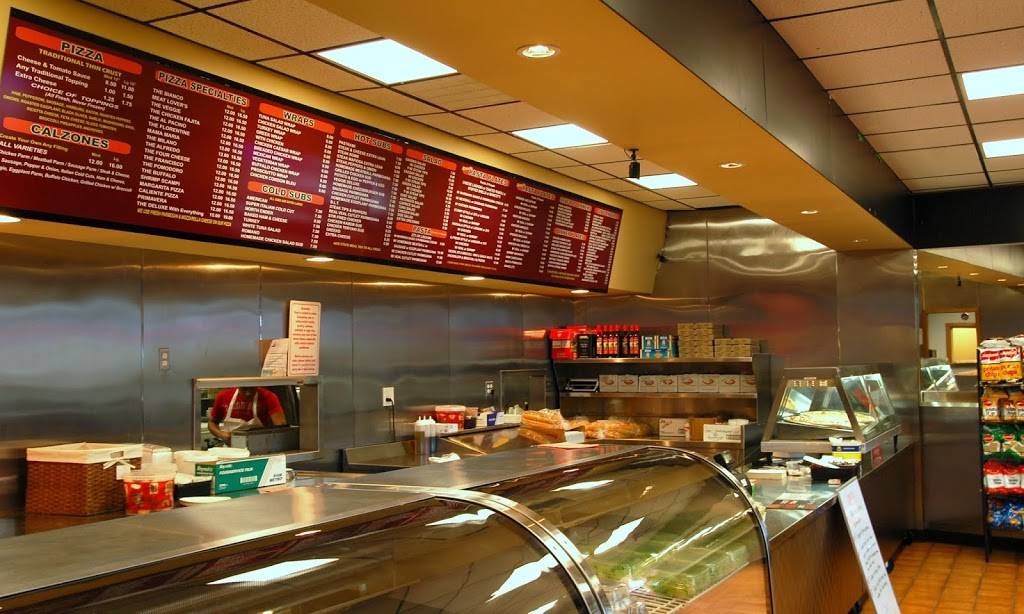 Alfredos Italian Kitchen | restaurant | 425 Lynnway, Lynn, MA 01905, USA | 7815844954 OR +1 781-584-4954