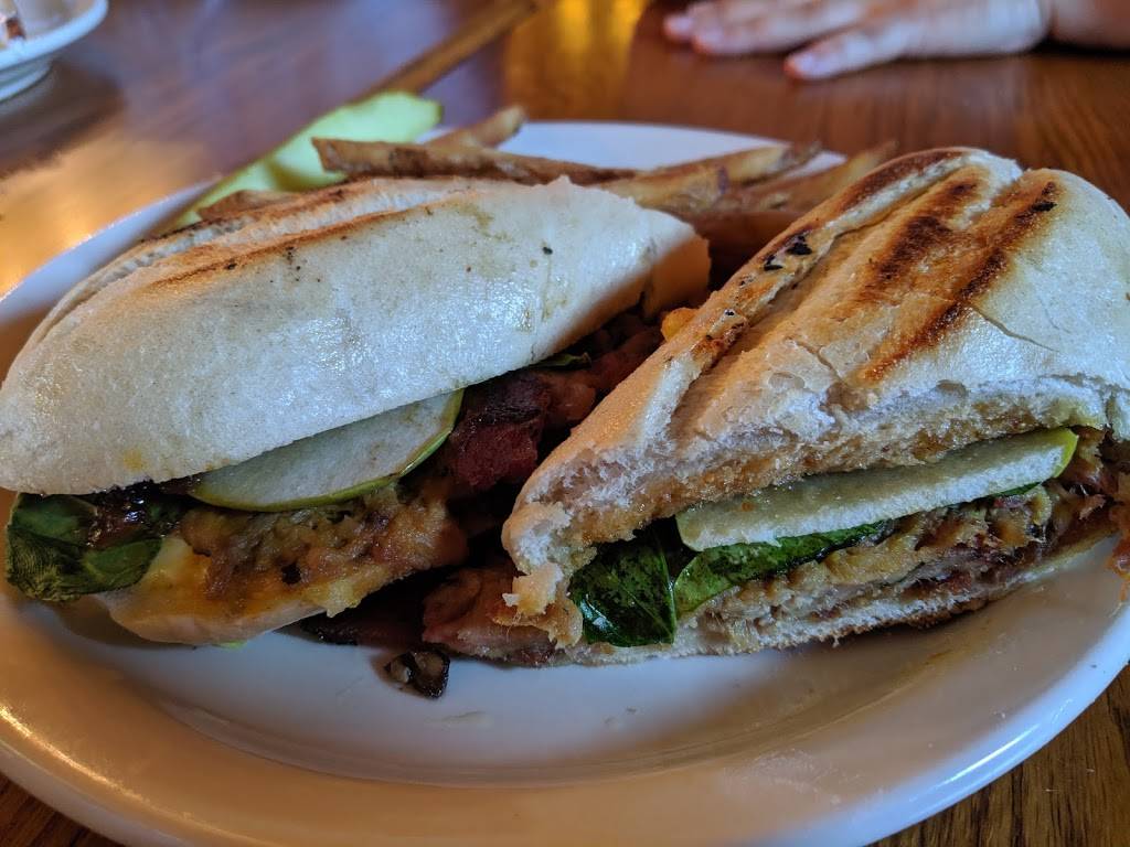 Madelines Dining & Events | restaurant | 8844 PA-18, Cranesville, PA 16410, USA | 8144021075 OR +1 814-402-1075