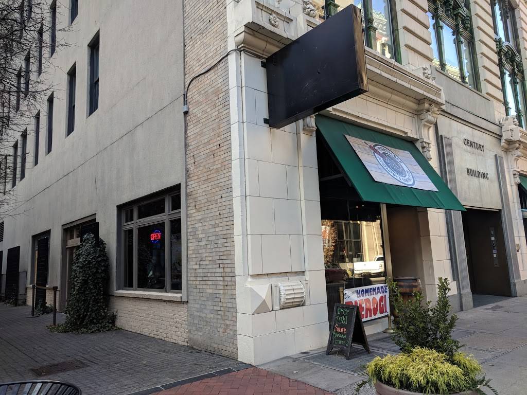 Stuffd Pierogi Bar | restaurant | 137-125 7th St, Pittsburgh, PA 15222, USA | 4125865077 OR +1 412-586-5077