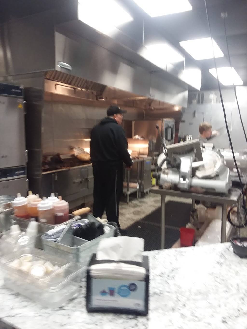 West River pit bbq | restaurant | 5544 Muddy Creek Rd, West River, MD 20778, USA | 4432946285 OR +1 443-294-6285