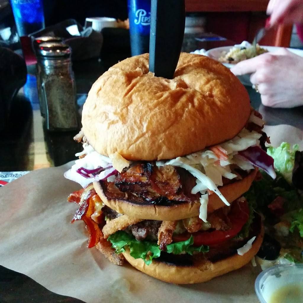 Brickhouse Bar | restaurant | 109 W 15th St, Vancouver, WA 98660, USA | 3606953686 OR +1 360-695-3686