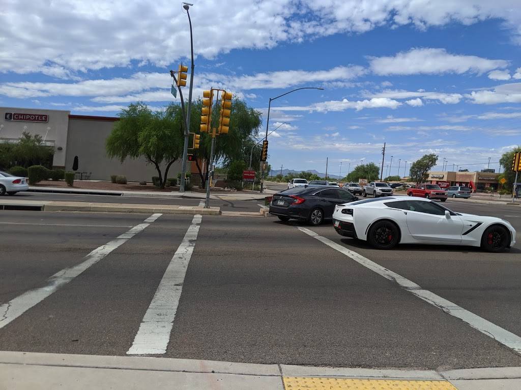 Chipotle Mexican Grill | restaurant | 9484 E 22nd St #130, Tucson, AZ 85710, USA | 5202030004 OR +1 520-203-0004