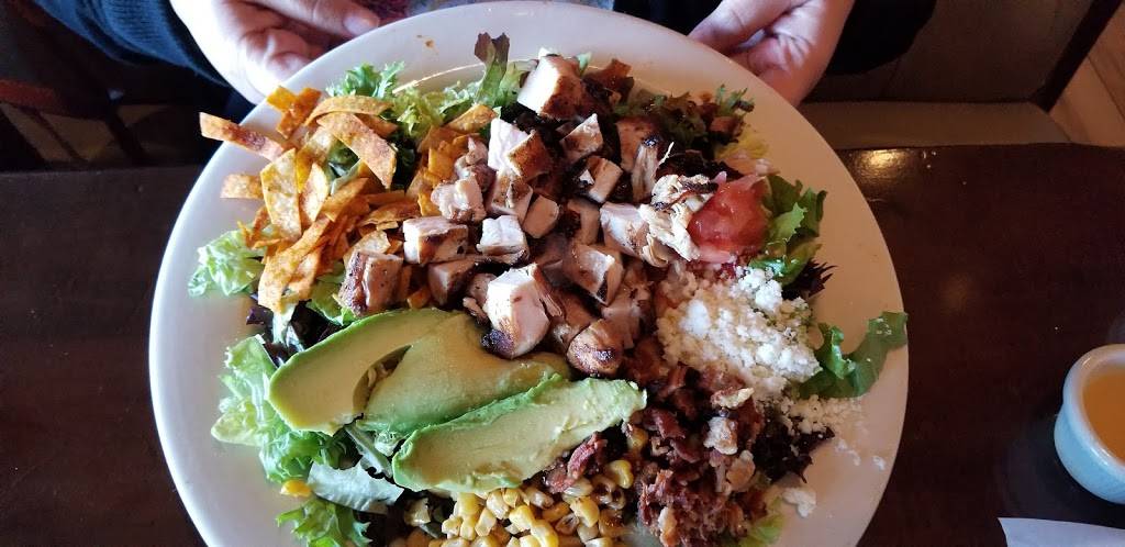 UNCLE JULIOS - Arlington, TX | restaurant | 150 E Interstate 20, Arlington, TX 76018, USA | 6823600800 OR +1 682-360-0800