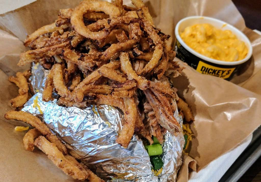 Dickeys Barbecue Pit | restaurant | 3851 Alton Pkwy, Irvine, CA 92606, USA | 6266004257 OR +1 626-600-4257