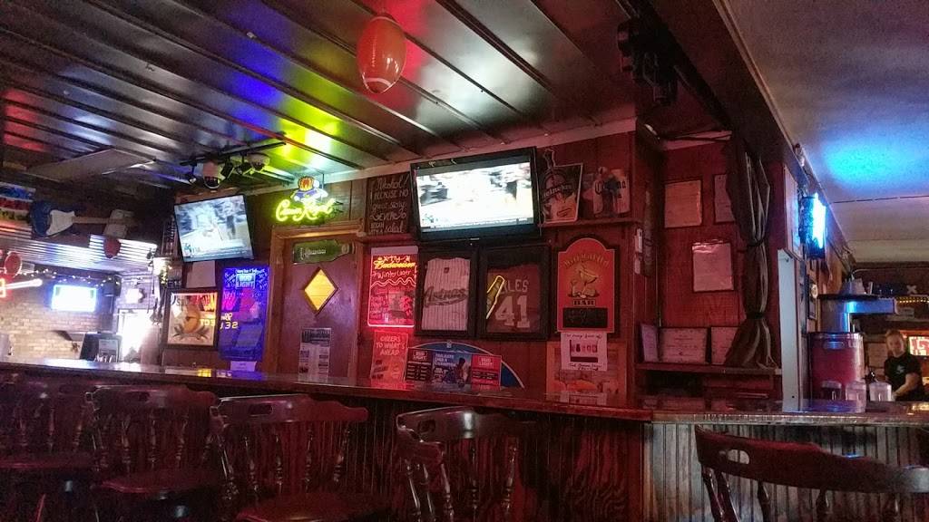 Wingz & Ale | restaurant | 500 S 5th St, Hartsville, SC 29550, USA | 8433322234 OR +1 843-332-2234