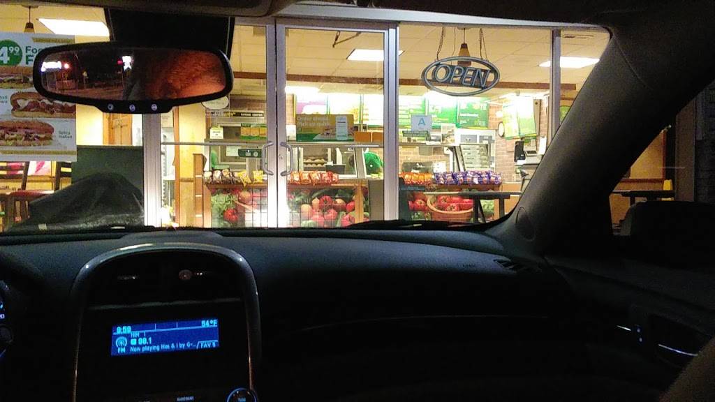 Subway | restaurant | 105 US-123, Seneca, SC 29678, USA | 8648827827 OR +1 864-882-7827