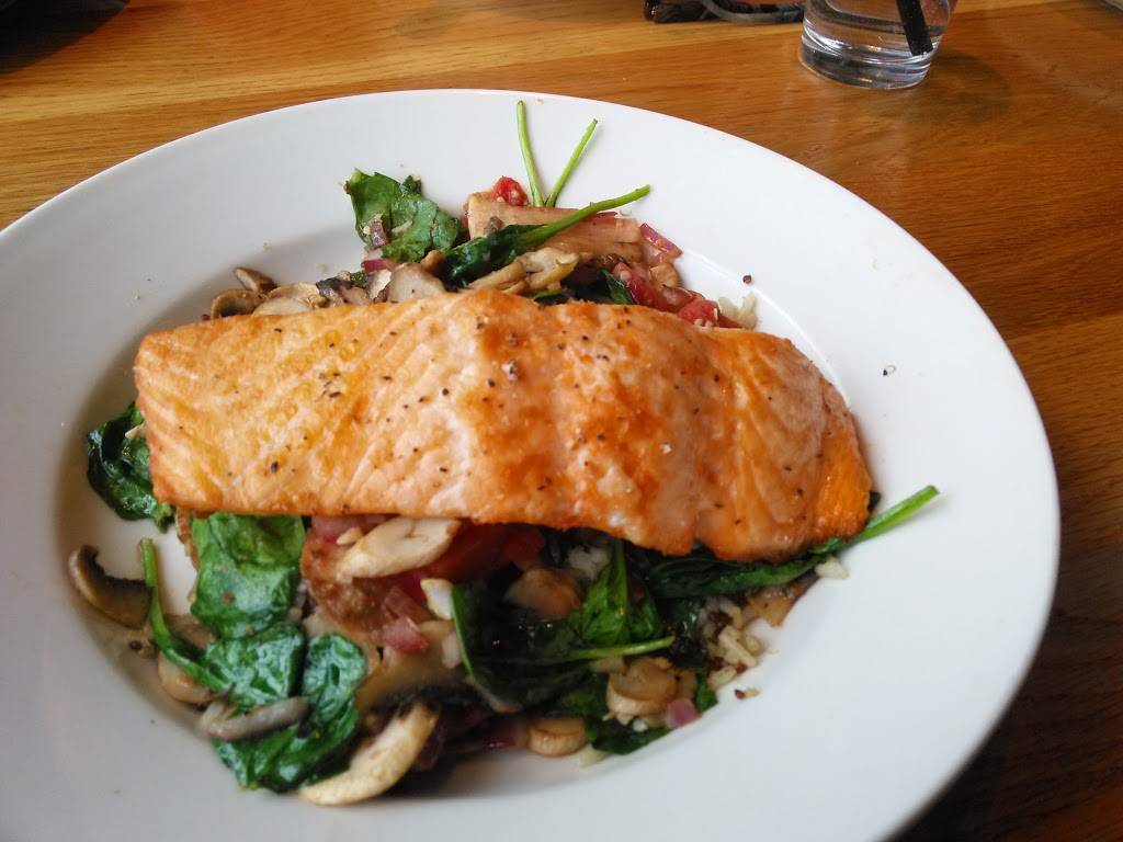 BJs Restaurant & Brewhouse | restaurant | 2730 E Bidwell St, Folsom, CA 95630, USA | 9164042000 OR +1 916-404-2000