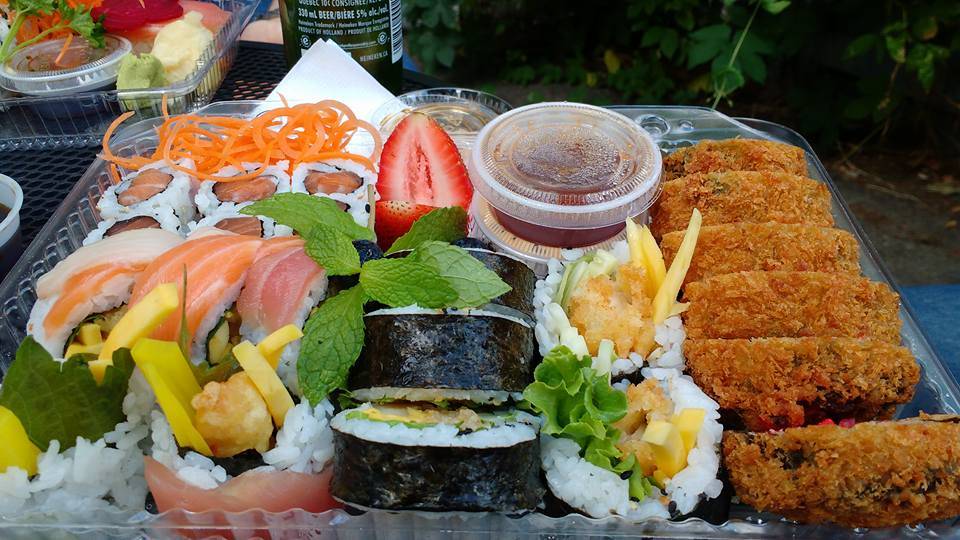 Hiroko Sushi | restaurant | 7199 Rue Saint-Denis, Montréal, QC H2R 2E3, Canada | 5142786868 OR +1 514-278-6868
