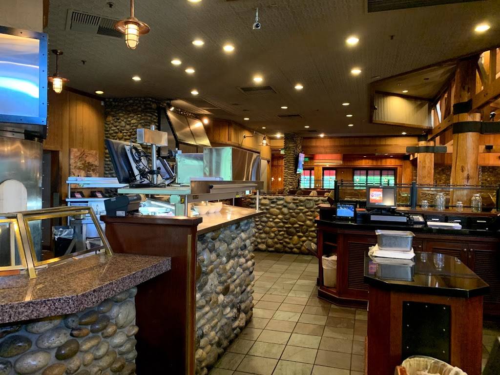 Claim Jumper Restaurants | restaurant | 250 Harding Blvd, Roseville, CA 95678, USA | 9167881705 OR +1 916-788-1705