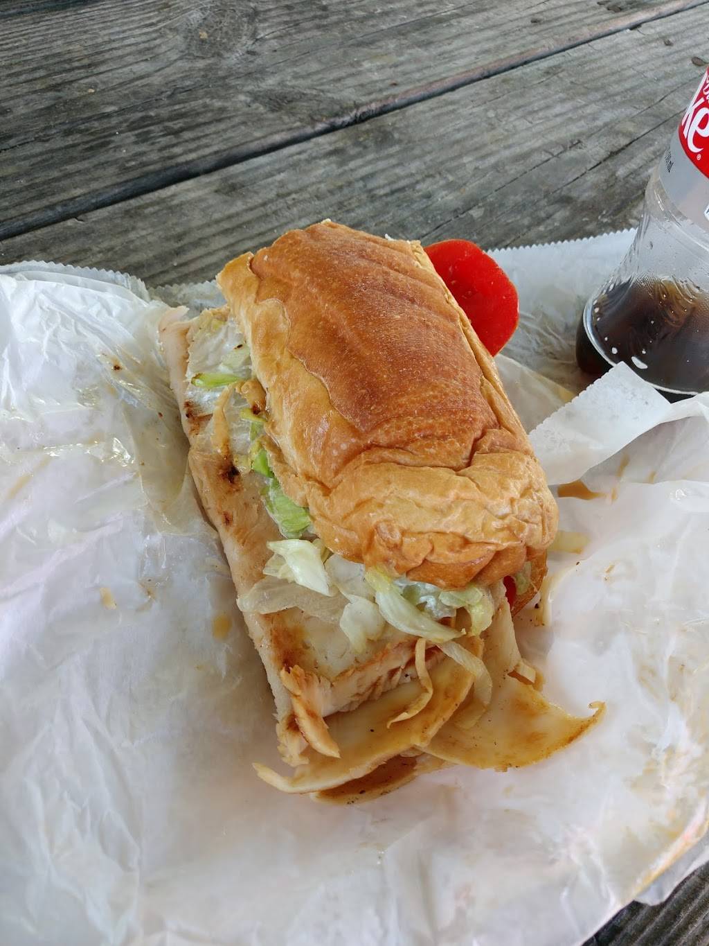 Mikes Chuckwagon | meal takeaway | 94 Green River Rd, Zirconia, NC 28790, USA | 8286982333 OR +1 828-698-2333