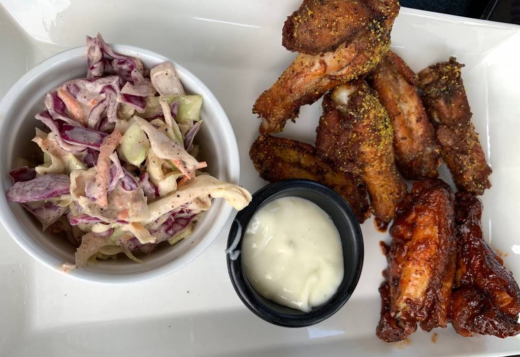 Capers Tap House | restaurant | 28 Bridge Street, Campbellford, ON K0L 1L0, Canada | 7056535262 OR +1 705-653-5262