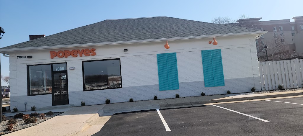 Popeyes Louisiana Kitchen | restaurant | 7000 Bland St, Springfield, VA 22150, USA | 5715607357 OR +1 571-560-7357