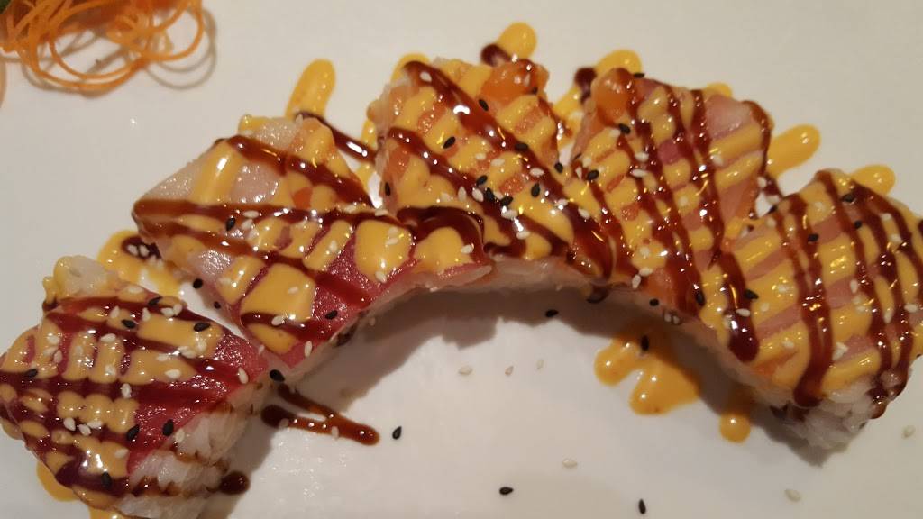 Happy Family Chinese Food And Sushi Bar | restaurant | 103 W Courthouse Square, Cumming, GA 30040, USA | 4706957233 OR +1 470-695-7233