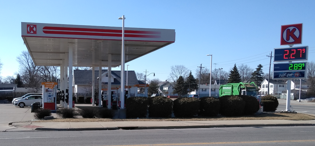 Circle K | meal takeaway | 401 S Wheeling St, Oregon, OH 43616, USA | 4196934784 OR +1 419-693-4784