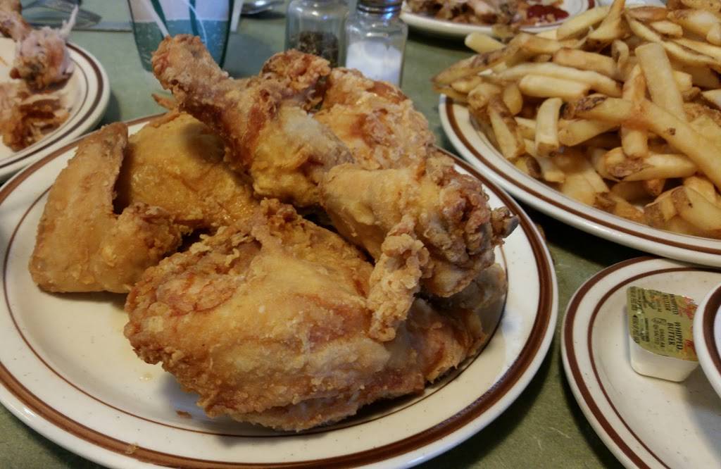 Brights Restaurant | restaurant | 1025 S State St, Ephrata, PA 17522, USA | 7177381177 OR +1 717-738-1177