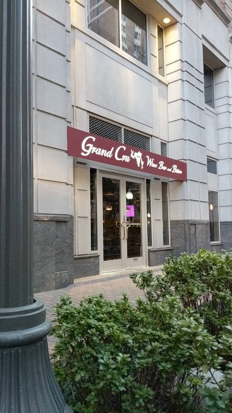 Grand Cru Wine Bar and Bistro | restaurant | 4301 Wilson Blvd #100, Arlington, VA 22203, USA | 7032437900 OR +1 703-243-7900