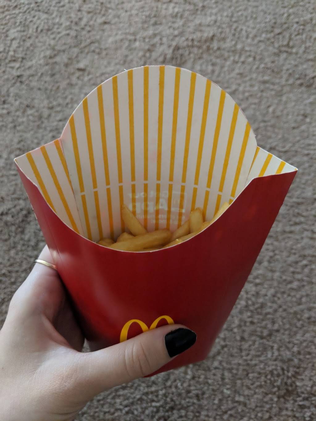 McDonalds | cafe | 3301 N Chadam Ln, Muncie, IN 47304, USA | 7652862046 OR +1 765-286-2046