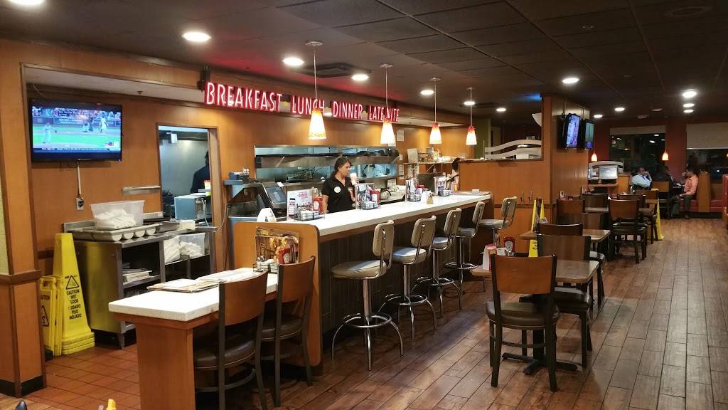 Dennys | restaurant | 1301 W Brandon Blvd, Brandon, FL 33511, USA | 8136851176 OR +1 813-685-1176