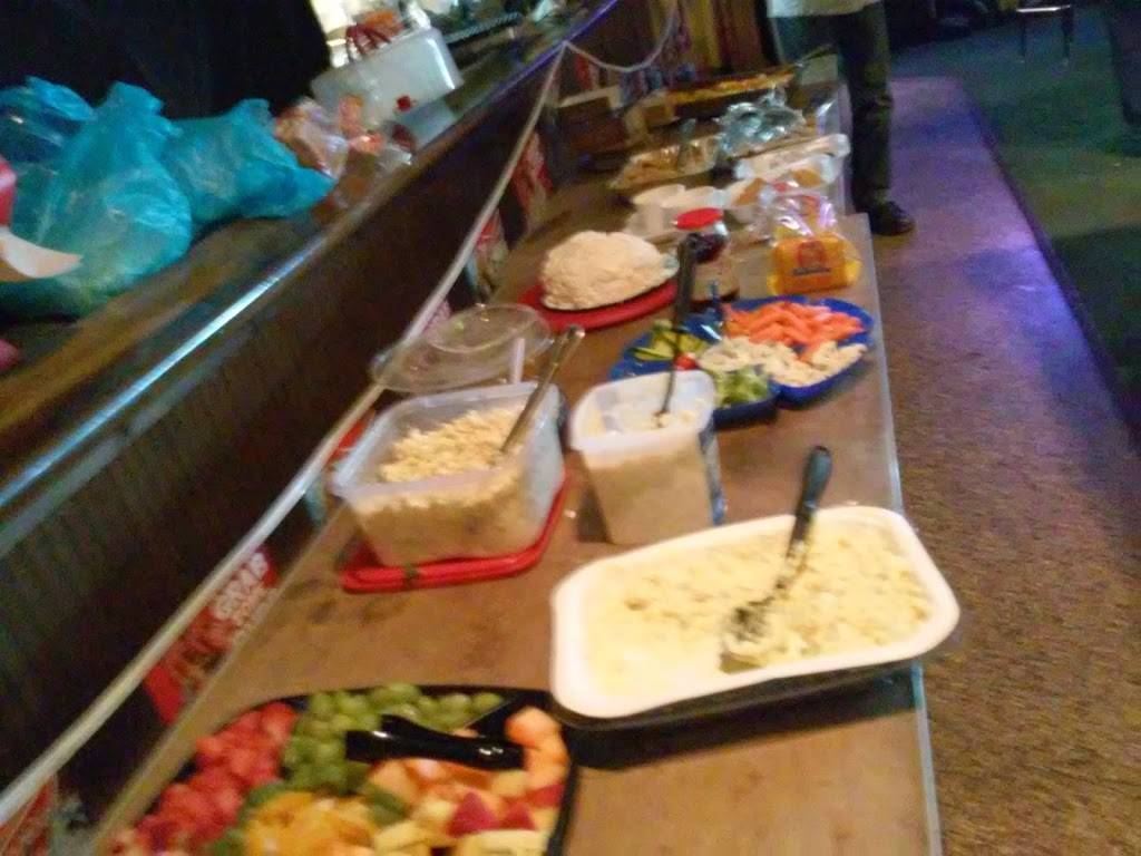 Donnys Saloon | restaurant | 1213 3rd Ave S, Myrtle Beach, SC 29577, USA | 8434446113 OR +1 843-444-6113