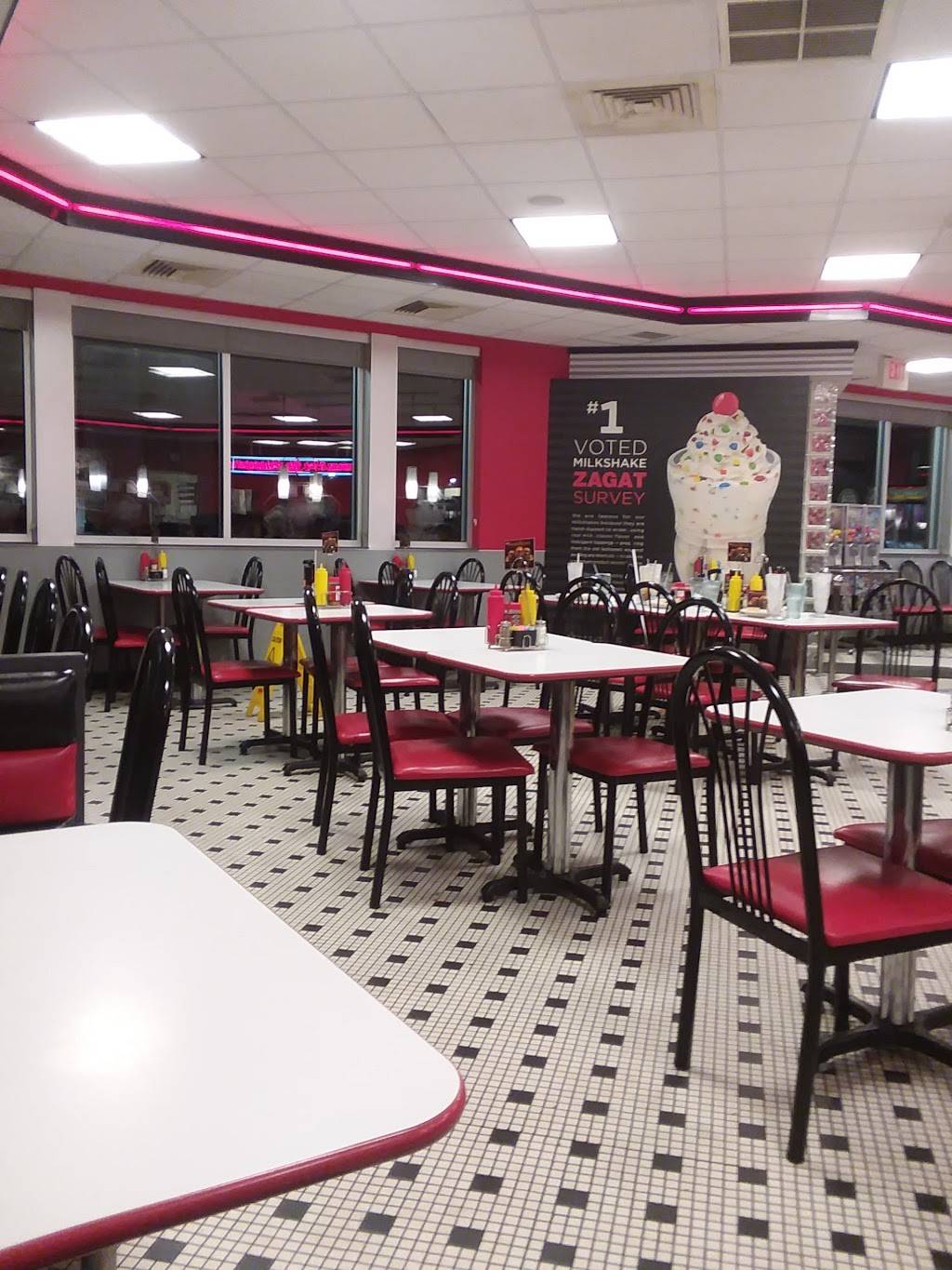 Steak n Shake | restaurant | 6786 Applewood Blvd, Boardman, OH 44512, USA | 3309650753 OR +1 330-965-0753