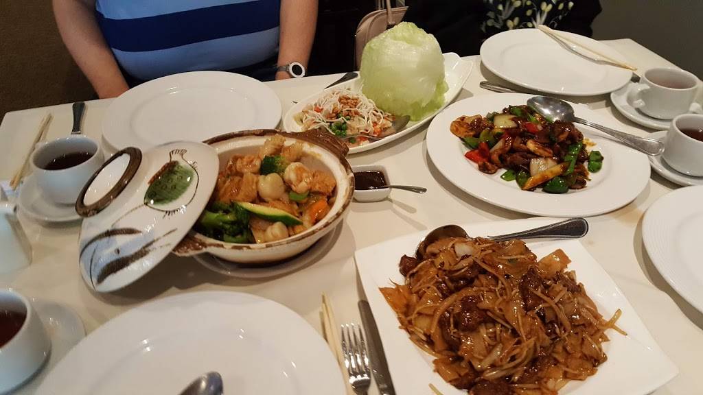 Mai Pearl | restaurant | 121 Main St, Foxborough, MA 02035, USA | 5086982600 OR +1 508-698-2600