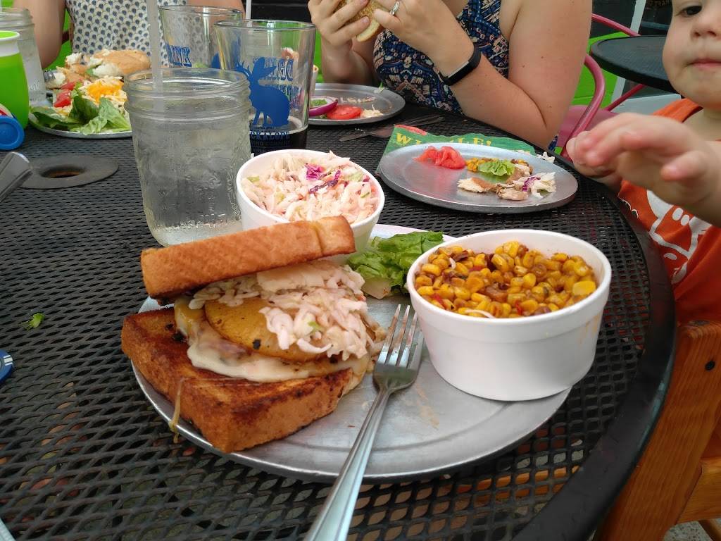 Smokin Thighs | restaurant | 611 Wedgewood Ave, Nashville, TN 37203, USA | 6156012582 OR +1 615-601-2582