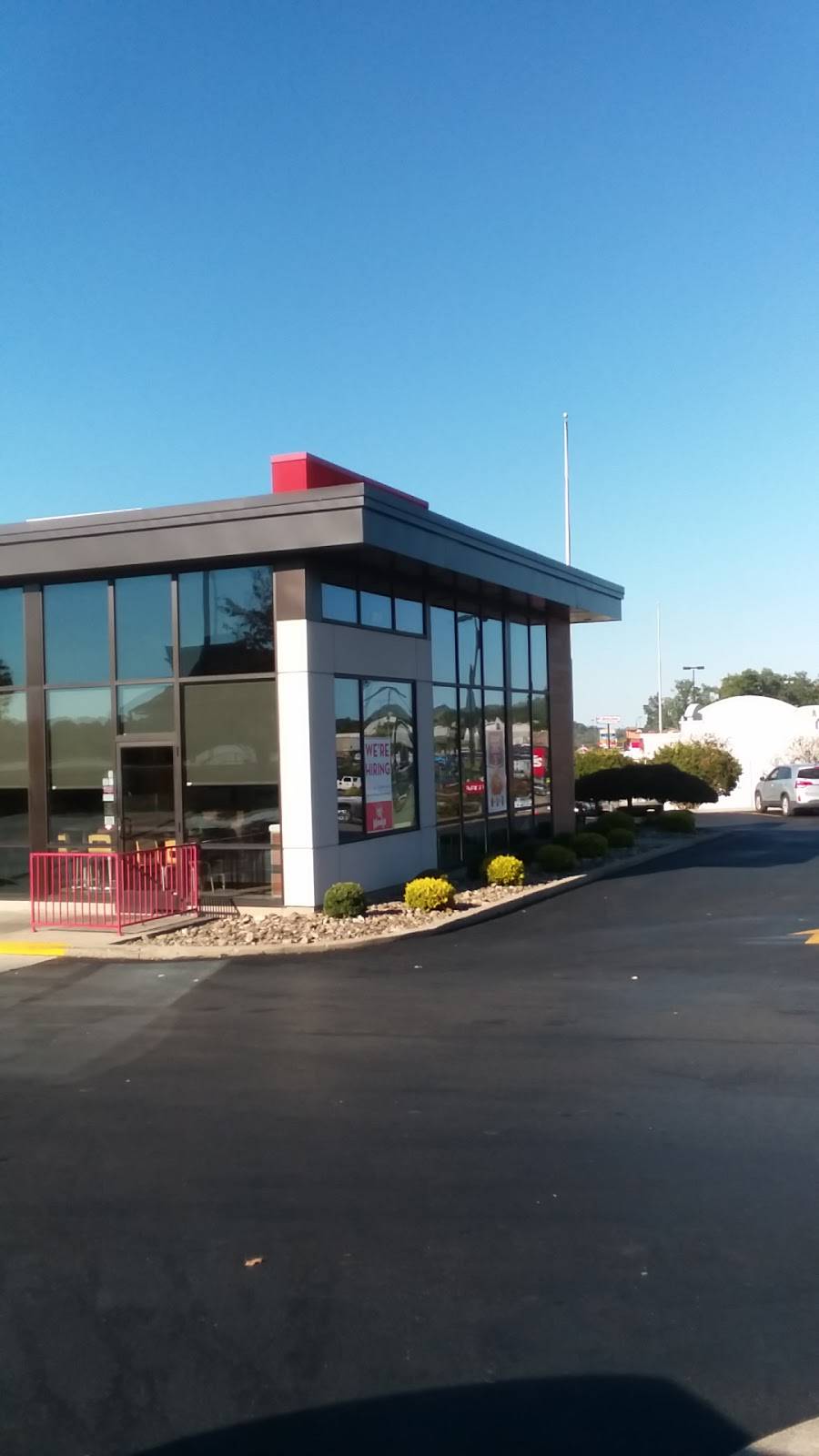 Wendys | restaurant | 2805 Mountaineer Blvd, South Charleston, WV 25309, USA | 3047460148 OR +1 304-746-0148