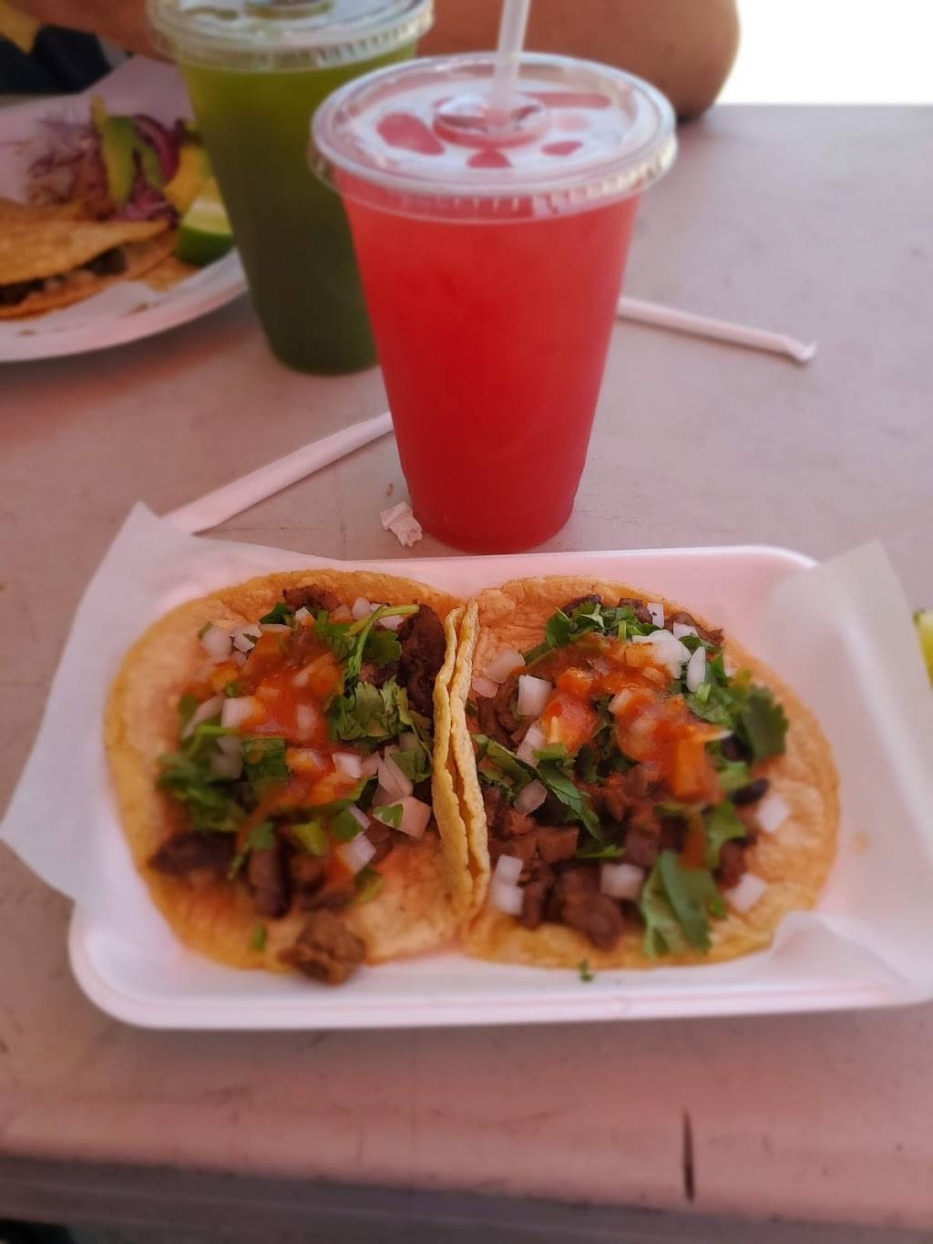 Taqueria nosotros los guapos | restaurant | 1401-1413 S Soto St, Los Angeles, CA 90023, USA | 3238848280 OR +1 323-884-8280