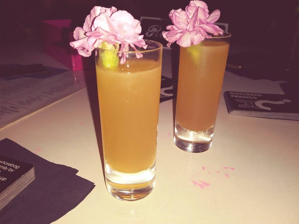 The Collins Bar | restaurant | 2125 2nd Ave N, Birmingham, AL 35203, USA | 2053237995 OR +1 205-323-7995