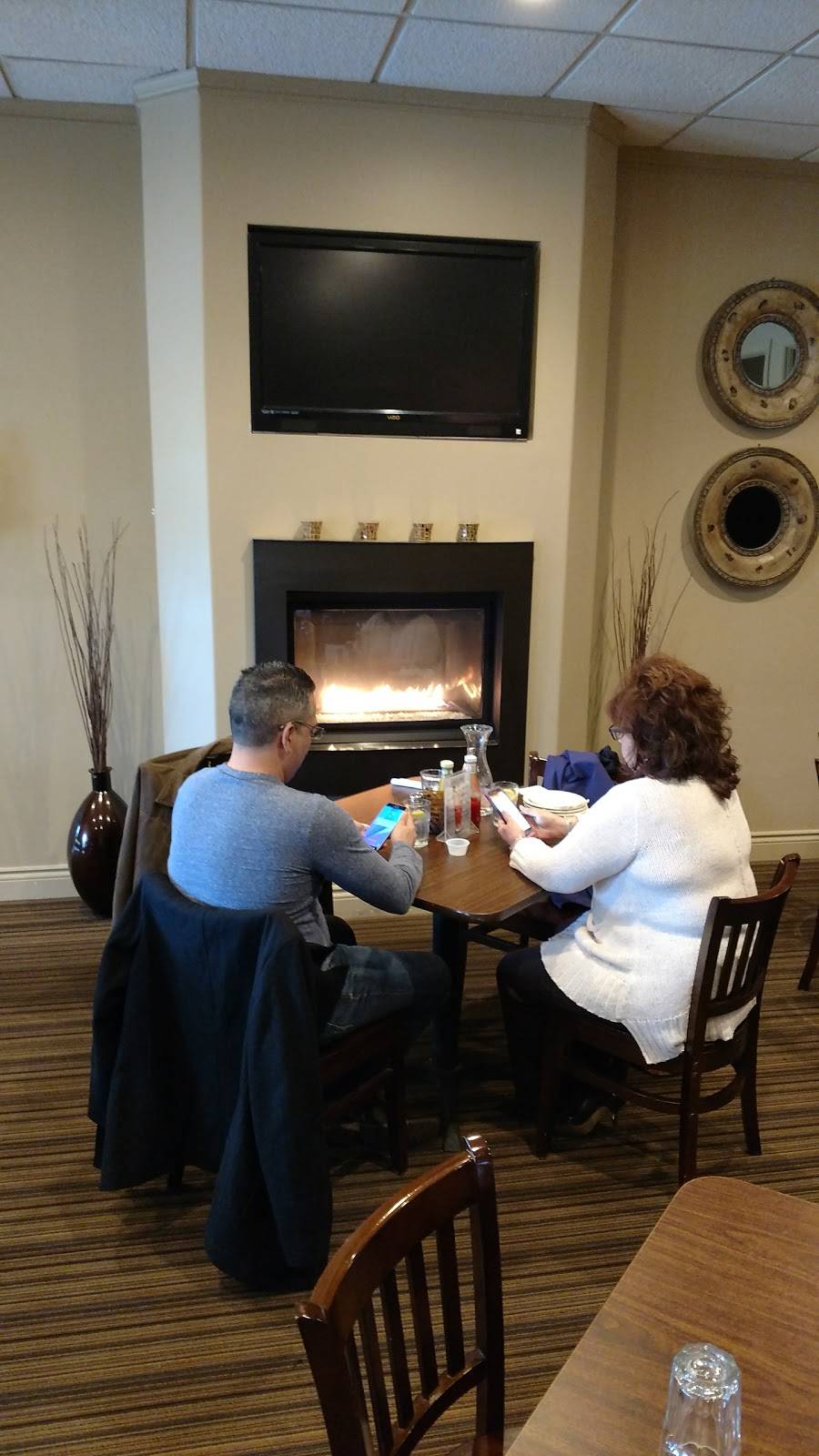 Scovills Grill | restaurant | 60 Red Jacket St, Dansville, NY 14437, USA | 5853352601 OR +1 585-335-2601