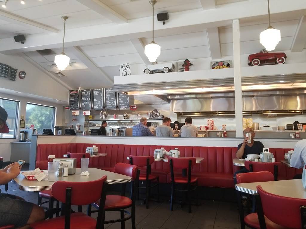 Jeffreys Hamburgers | restaurant | 888 El Camino Real, Menlo Park, CA 94025, USA | 6503221959 OR +1 650-322-1959