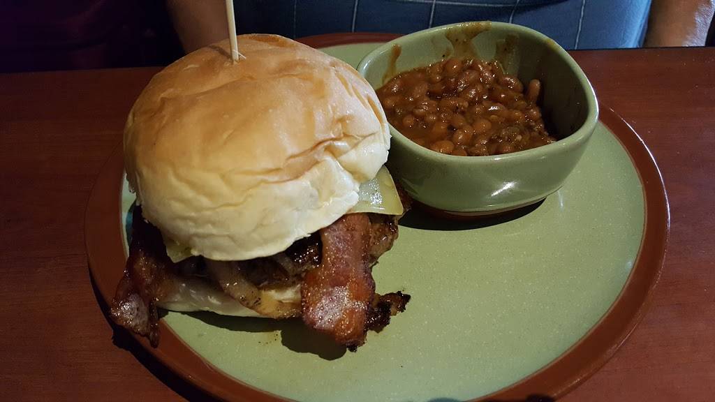 Boskeys Grille | restaurant | 6751 McMinnville Hwy, Manchester, TN 37355, USA | 9317237955 OR +1 931-723-7955